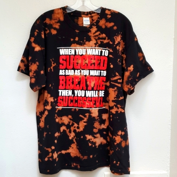 Graphic-T-Shirt, GILDAN (Unisex) Size XL - Picture 1 of 4